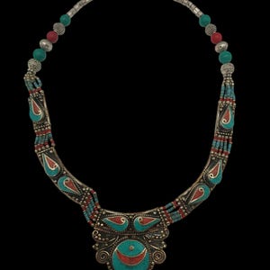 Amazing Vintage Skillfully Crafted Boho Nepalese Tibetan Crafted Unique Beautiful Design Gemstone Lapis Coral Turquoise Silver Necklace
