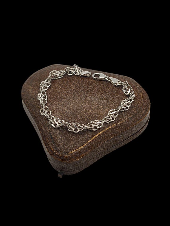 Beautiful Vintage Stackable Skillfully Crafted De… - image 2