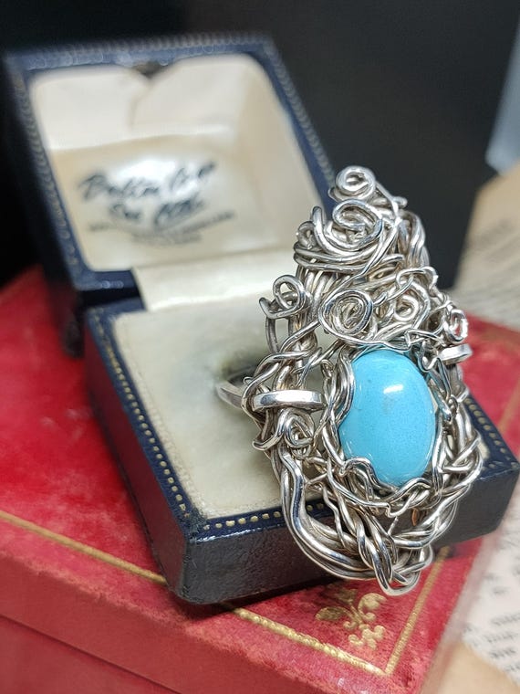 Striking Statement Unique Skillfully Hand Crafted… - image 5