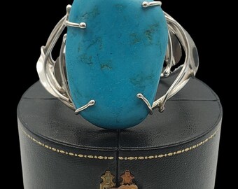Vintage 1970s Navajo Natural Turquoise Hallmarked Sterling Silver