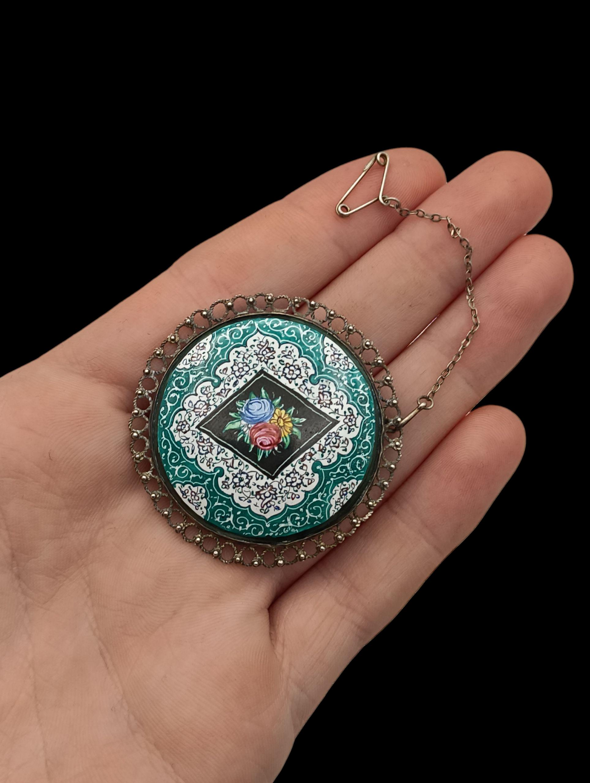Broche Vintage Peinte Et Signée BEL - Bijou De Collection - Occasion