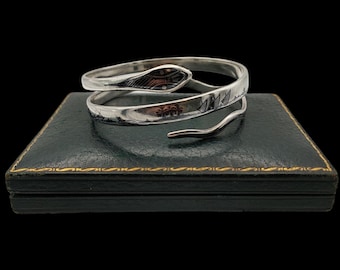 Amazing Antique Skillfully Crafted Circa 1940s Art Deco Egyptian Revival Statement Design Niello Sterling Silver Snake Bangle - lgth 7.75"