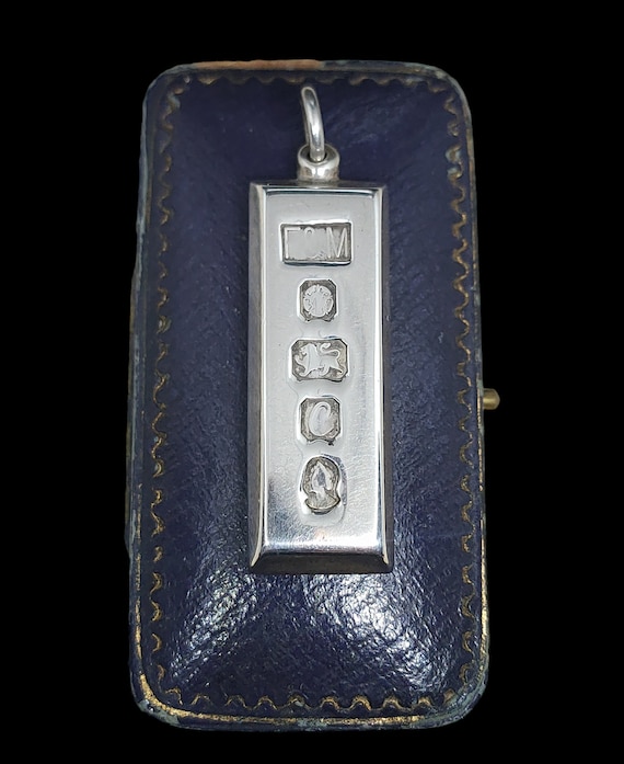 Beautiful Vintage Sheffield 1977 Hallmarked Queen Elizabeth II