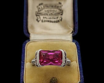 Beautiful Vintage Circa 2000 Skillfully Crafted Decorative Statement Design Synthetic Pink Sapphire Cubic Zirconia Sterling Silver Ring