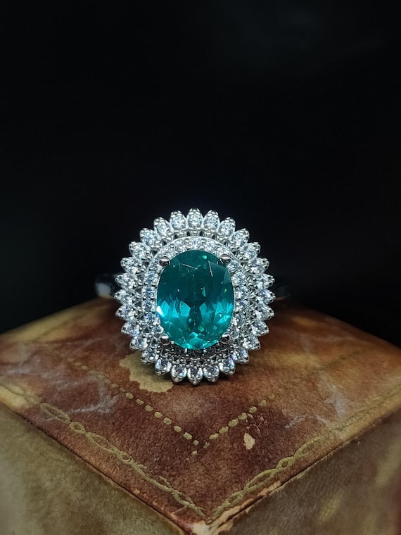 Stunning Modern Statement Design Sparkling Simula… - image 1