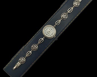 Schöne moderne, geschickt gefertigte Mackintosh Design Dekorative Floral inspirierte Quarzuhrwerk Sterlingsilber-Armbanduhr - Länge 16,5 cm