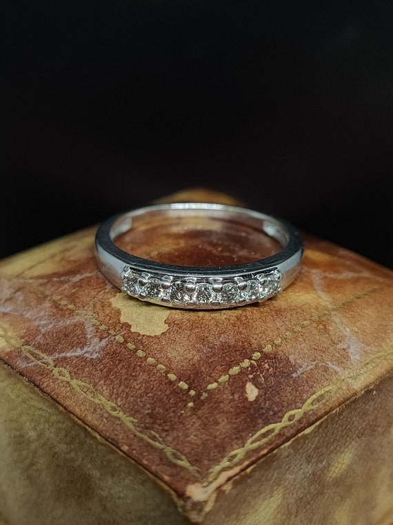 Beautiful Modern Decorative Stackable Seven Stone… - image 1