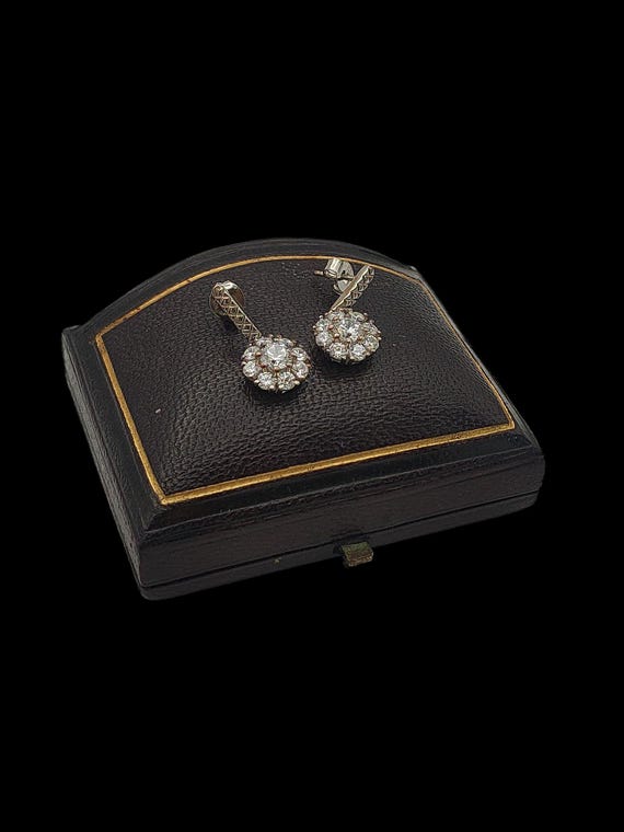 Beautiful Modern Skillfully Crafted Statement Des… - image 3