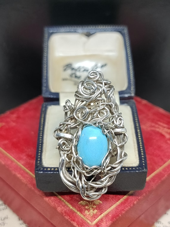 Striking Statement Unique Skillfully Hand Crafted… - image 1