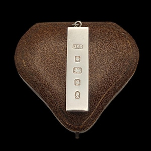 Beautiful Vintage Commemorative Queen Elizabeth II Silver Jubilee London 1977 Hallmarked Large Sterling Silver Ingot Pendant - lgth 70mm