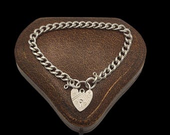 Beautiful Vintage Skillfully Crafted Sheffield Hallmarked Decorative Etched Heart Padlock Rounded Curb Link Sterling Silver Bracelet - 7"