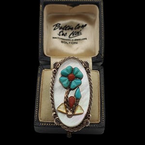 Geweldige vintage vakkundig door Zuni Navajo vervaardigde m.S. Simplicio-statementontwerp Sterlingzilveren ring met meerdere edelstenen en bloemen - R / 8,5