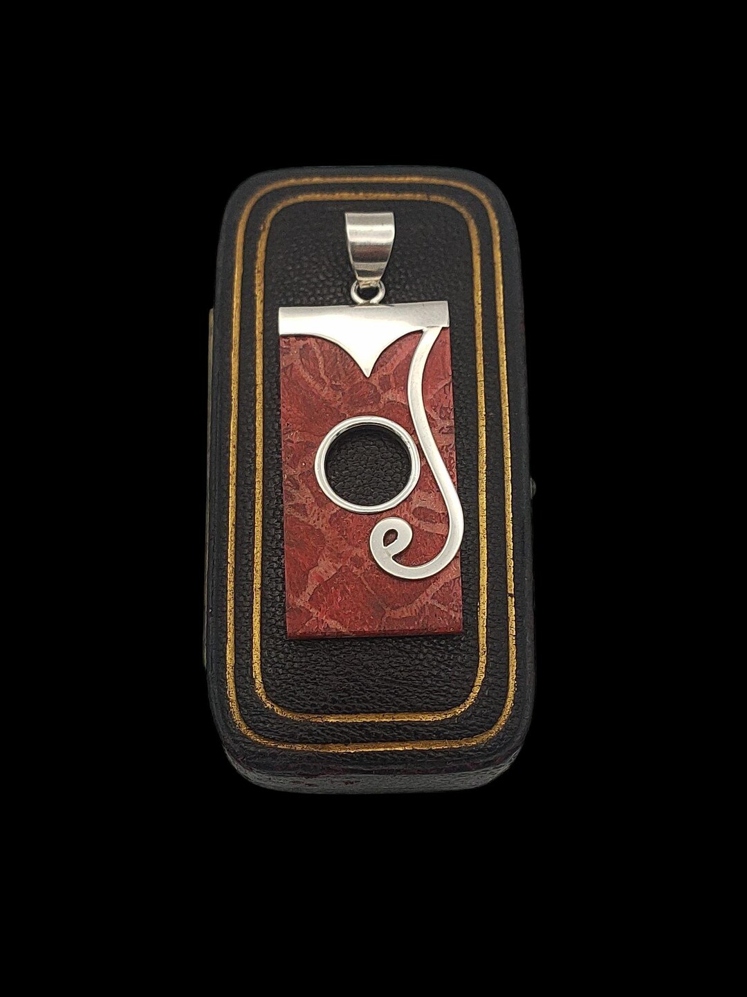 Pendentif En Argent Massif Avec Insert Corail Rouge Pâle – Bijou élégant Et Naturel