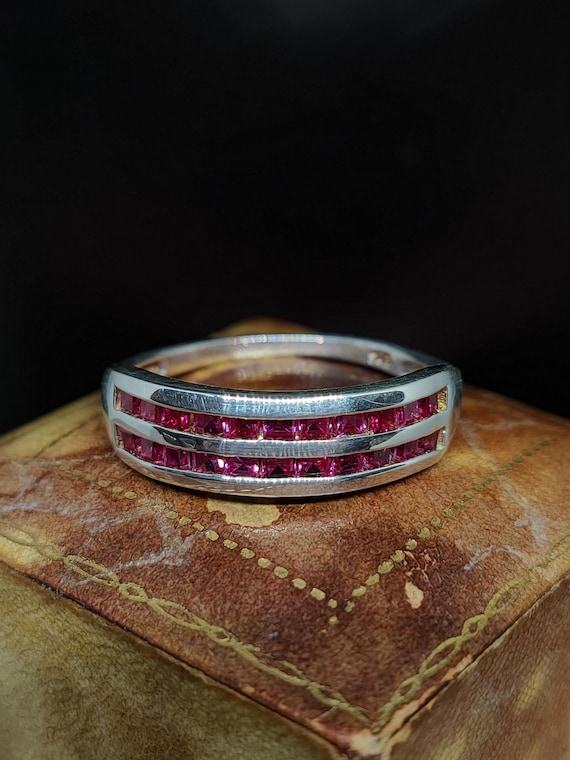 Beautiful Decorative Preloved Stackable Statement… - image 1