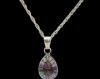 Bellissimo ciondolo collana in argento sterling con topazio mistico naturale taglio a pera scintillante, design decorativo vintage - lunghezza 22"