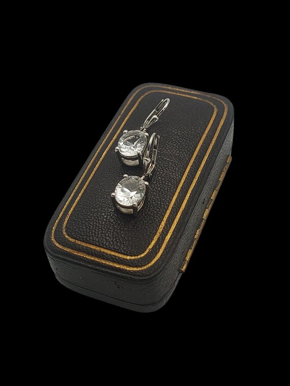 Beautiful Modern Statement Oval Cut Sparkling Cub… - image 2