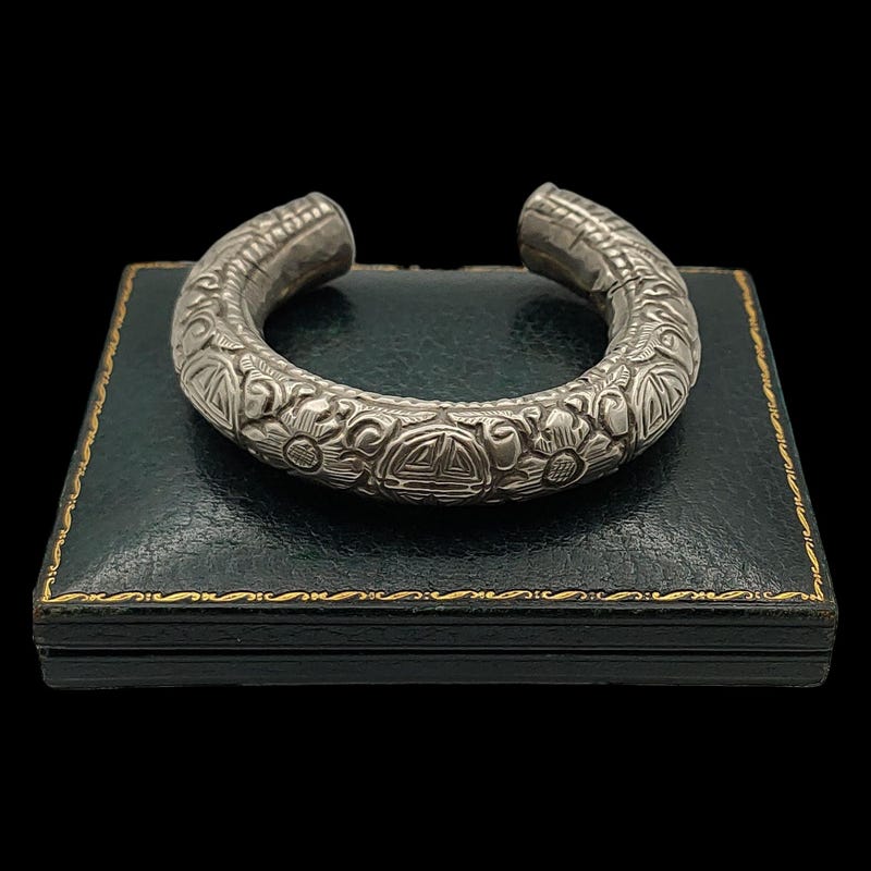 Repousse Bracelet - Etsy