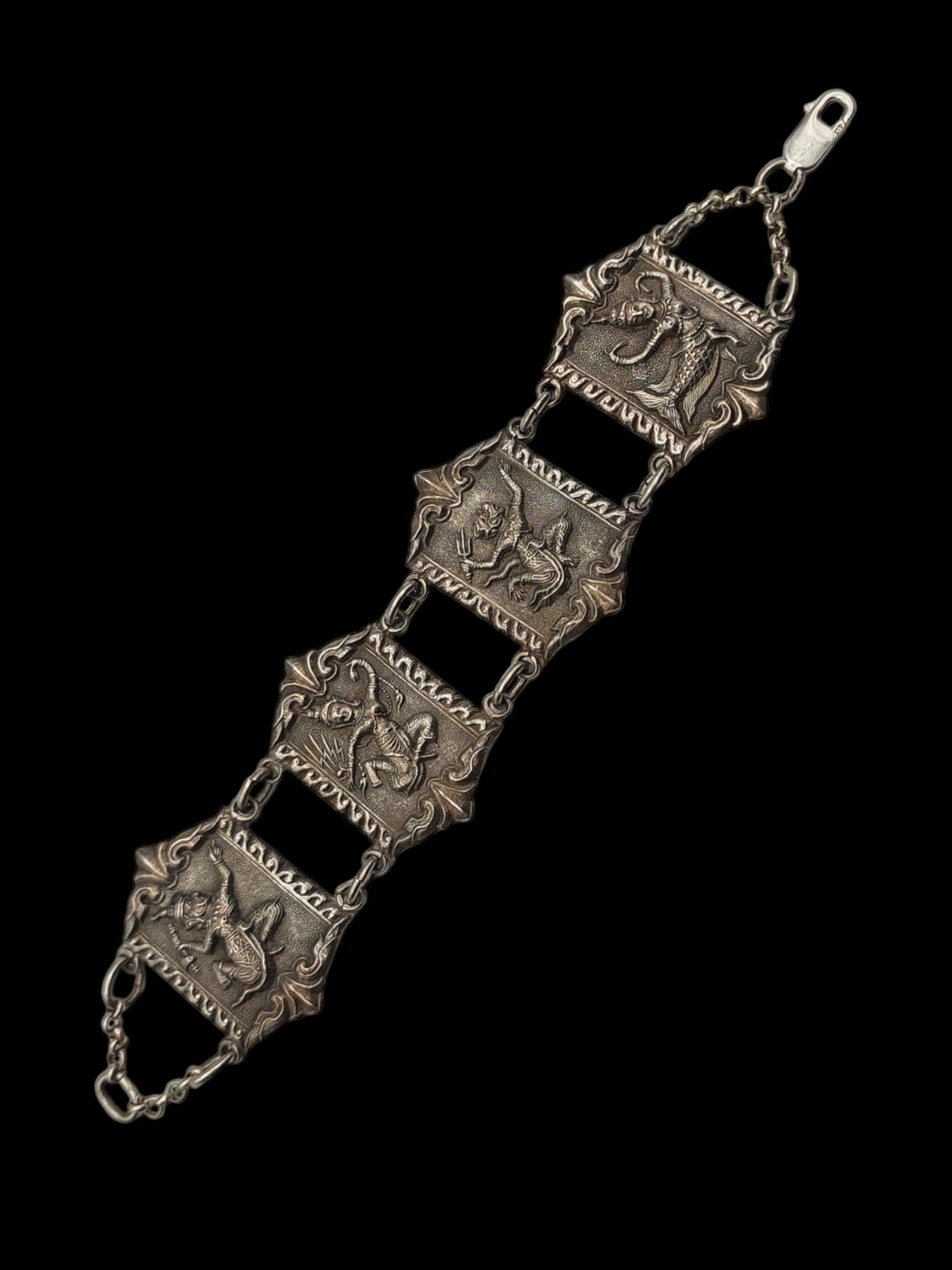Beautiful Antique Circa 1900-1920 Skillfully Crafted Siam