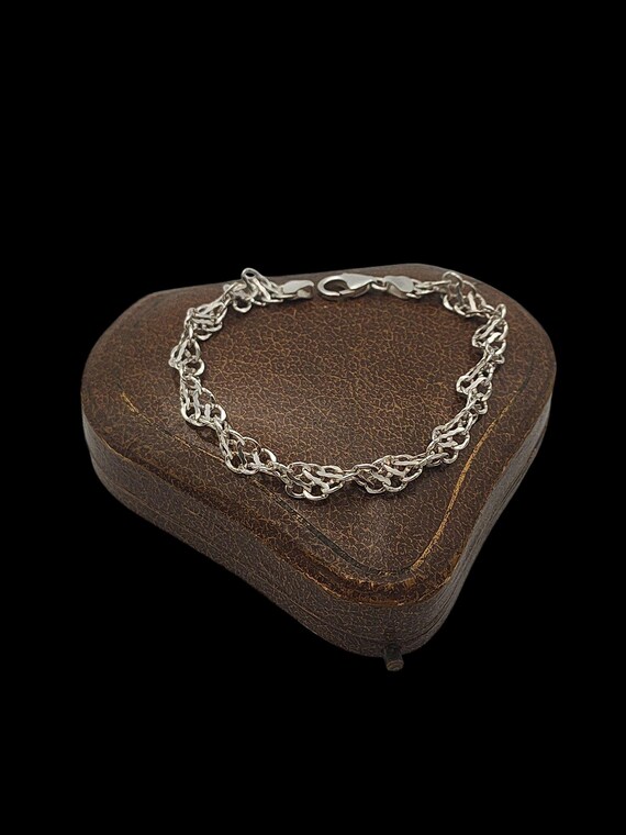 Beautiful Vintage Stackable Skillfully Crafted De… - image 3