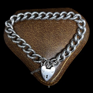 Schöne Vintage Birmingham 1975 D & BS Hallmarked Dekorative Stapelbar Massive Schwere Vorhängeschloss Abgerundete Panzer Links Sterling Silber Armband