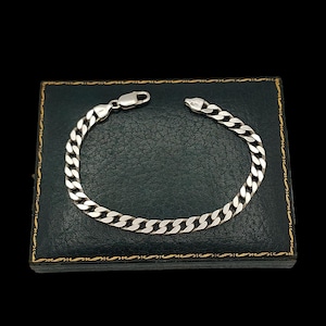 Beautiful Vintage Skillfully Crafted British Hallmarked Stackable Curb Link Sterling Silver Bracelet - lgth 8.5&quot;