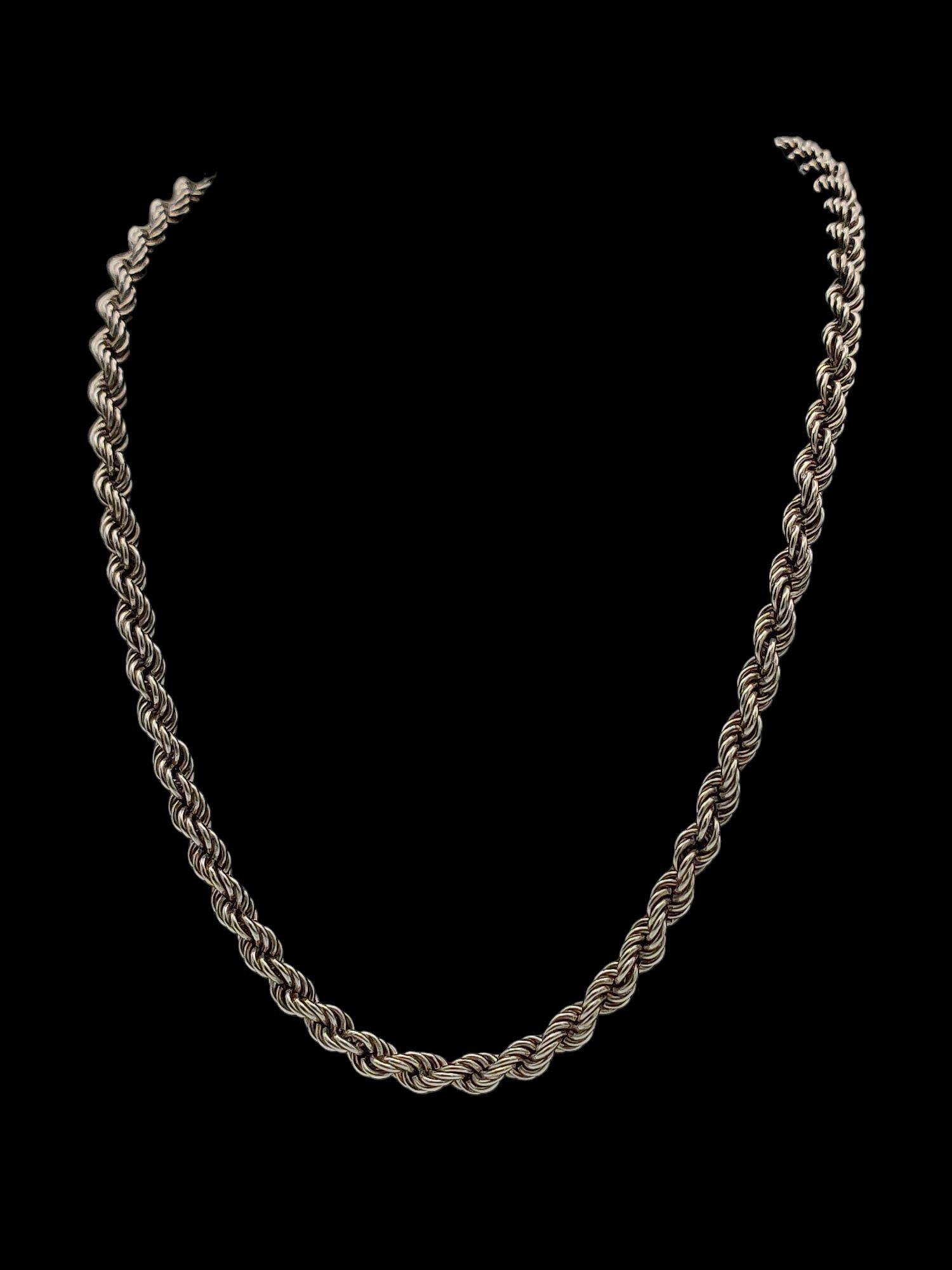 Beautiful Vintage Skillfully Italian Crafted Decorative Twisting