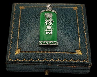 Beautiful Modern Skillfully Crafted Decorative Chinese Inspired Design Natural Gemstone Green Jade Sterling Silver Bracelet - lgth 36mm
