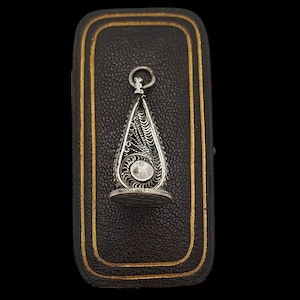 Beautiful Vintage Skillfully Hand Crafted Decorative Wirework Design Sterling Silver Intaglio Seal Fob Pendant - lgth 36.6mm
