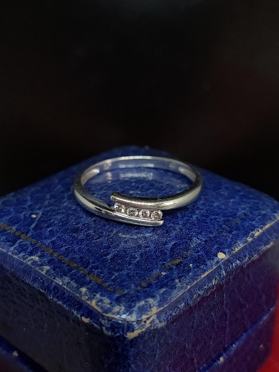 Beautiful Modern Stackable British Hallmarked Ski… - image 1