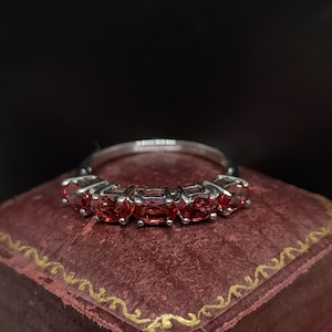 Beautiful Modern Birmingham Hallmarked Decorative Stackable Five Stone Sparkling Natural Oval Cut Red Sapphire 9ct White Gold Ring - size O