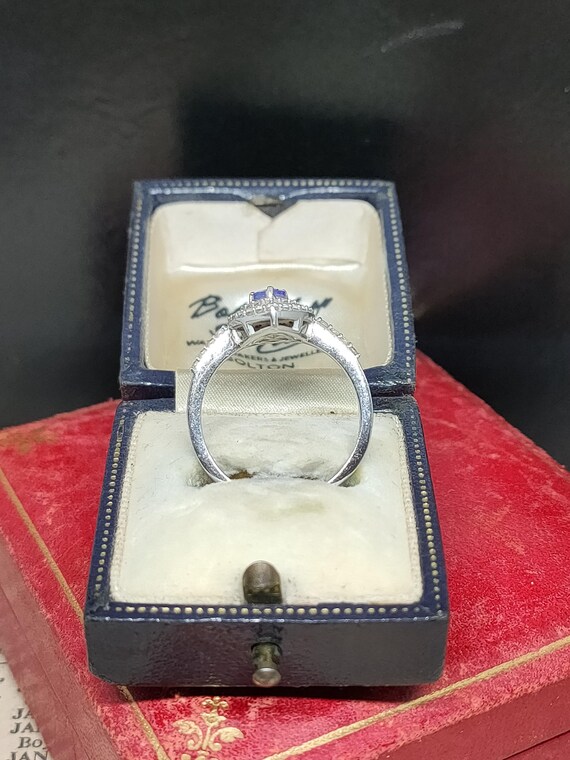 Beautiful Preloved Skillfully Crafted Decorative … - image 6