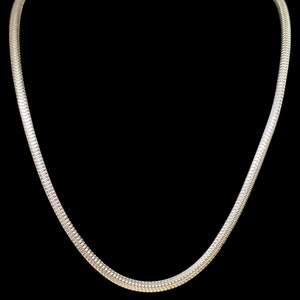 Beautiful Modern Preloved Decorative Skillfully Crafted Italian