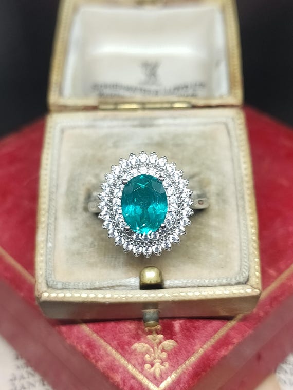 Stunning Modern Statement Design Sparkling Simula… - image 3