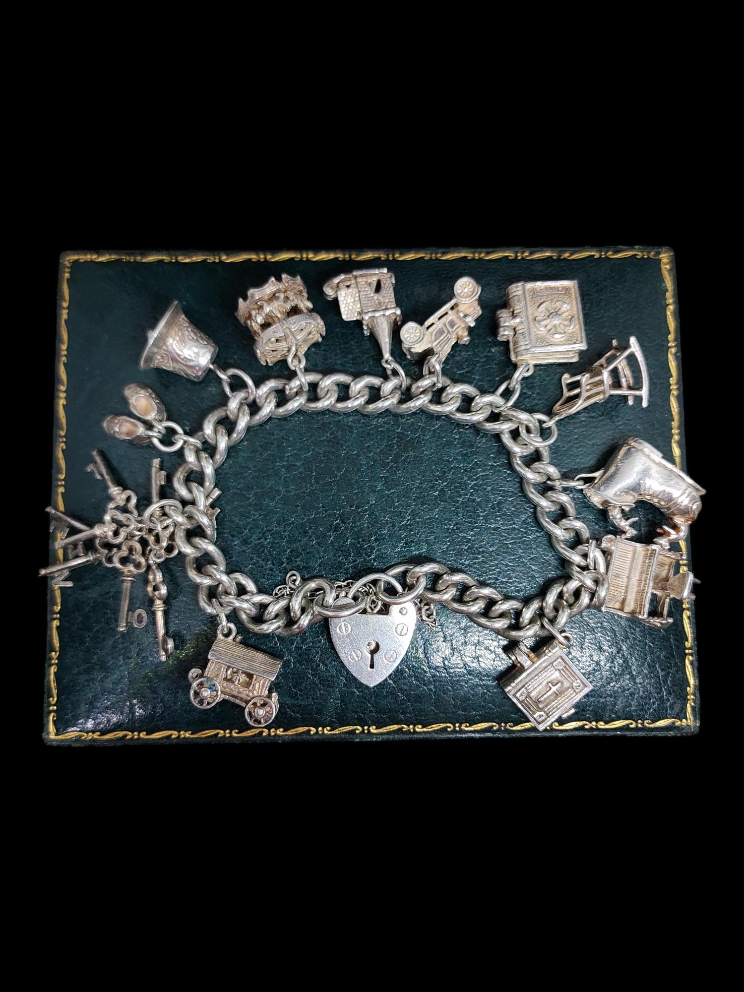 ヴィンテージ　シルバー　925 クラダリング　アンティーク　アメリカ　ユーロ Beautiful Vintage Midcentury London 1972 Hallmarked