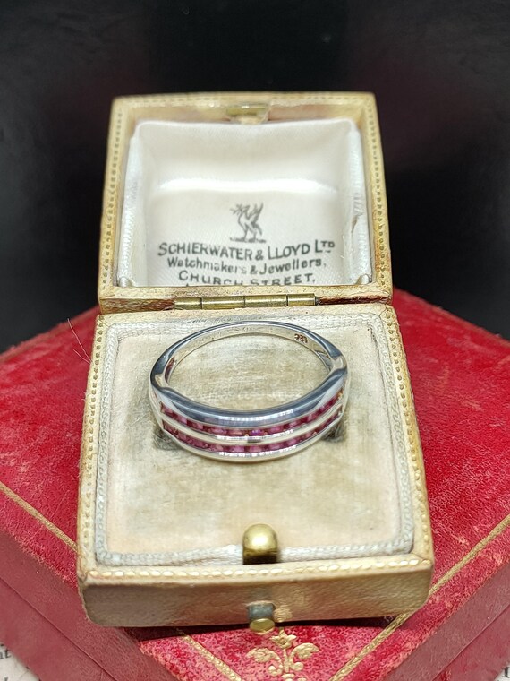 Beautiful Decorative Preloved Stackable Statement… - image 8