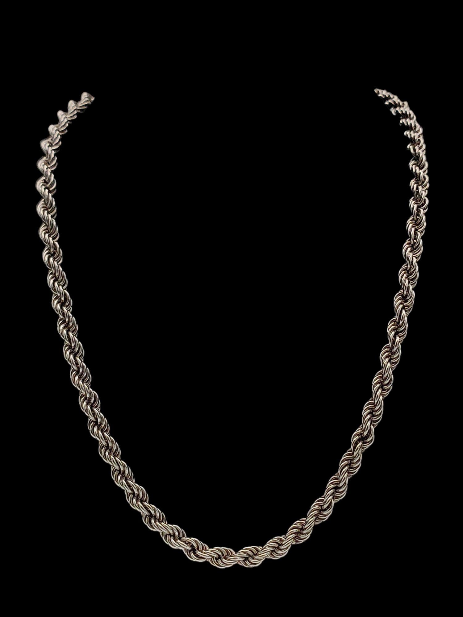 Beautiful Vintage Skillfully Italian Crafted Decorative Twisting