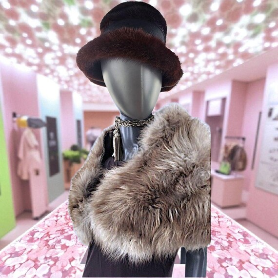 Vintage Mink Fur Cloche Hat Deep Mahogany Brown Mink 1960s  display picture 3