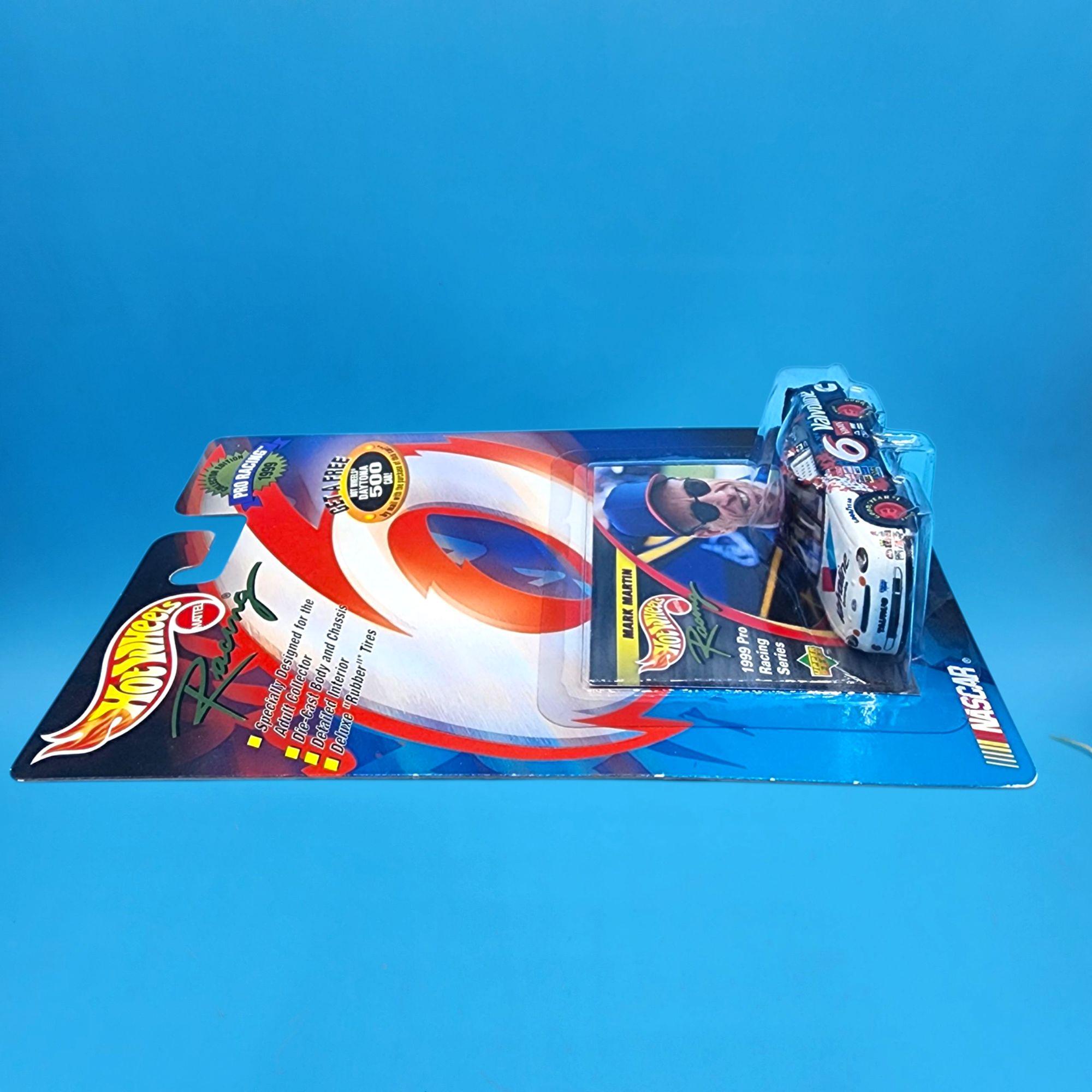 Hot Wheels Pro Racing 1999 Mark Martin Valvoline #6 Nascar Series