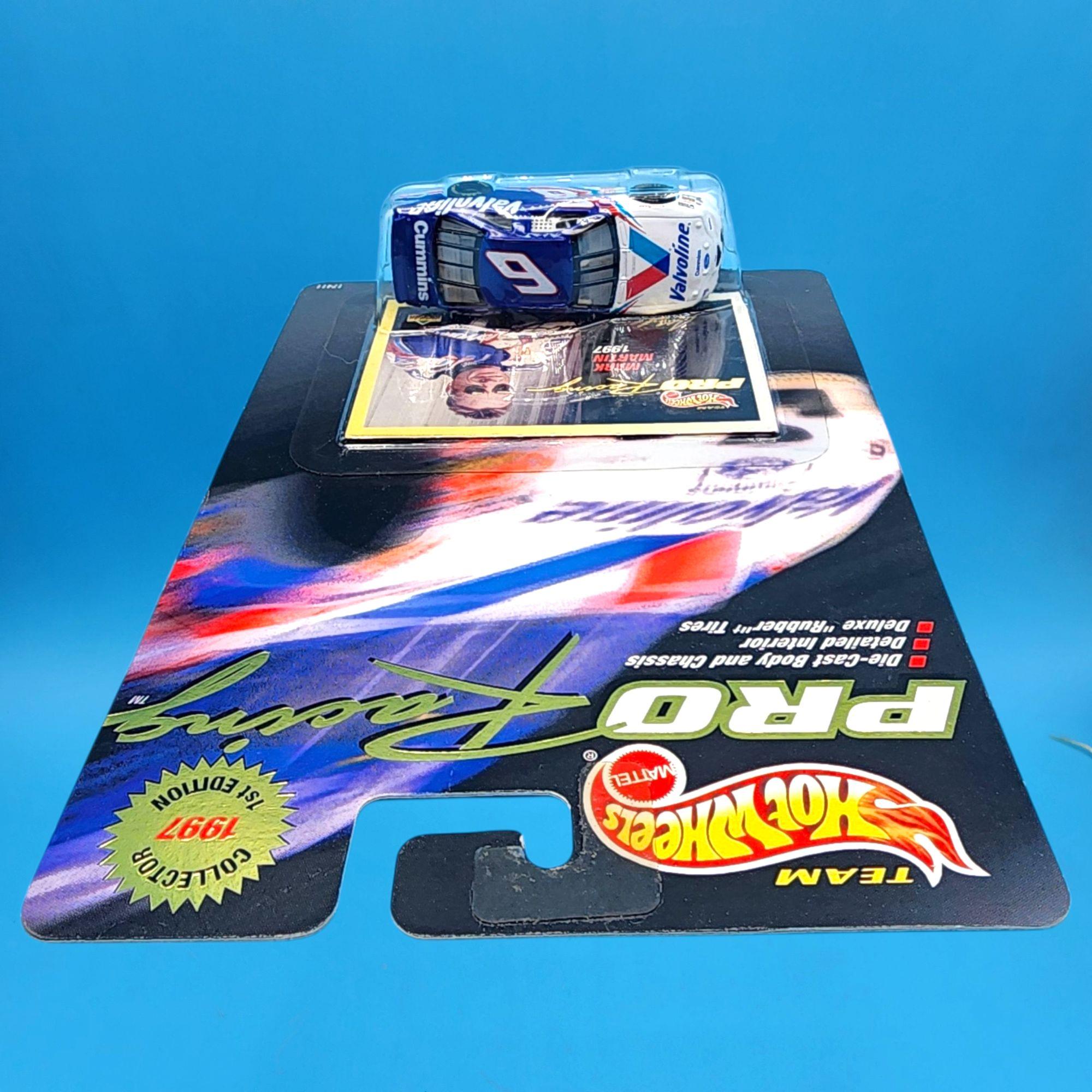 Hot Wheels Pro Racing Mark Martin 1997 Valvoline Die-cast Car 1:64