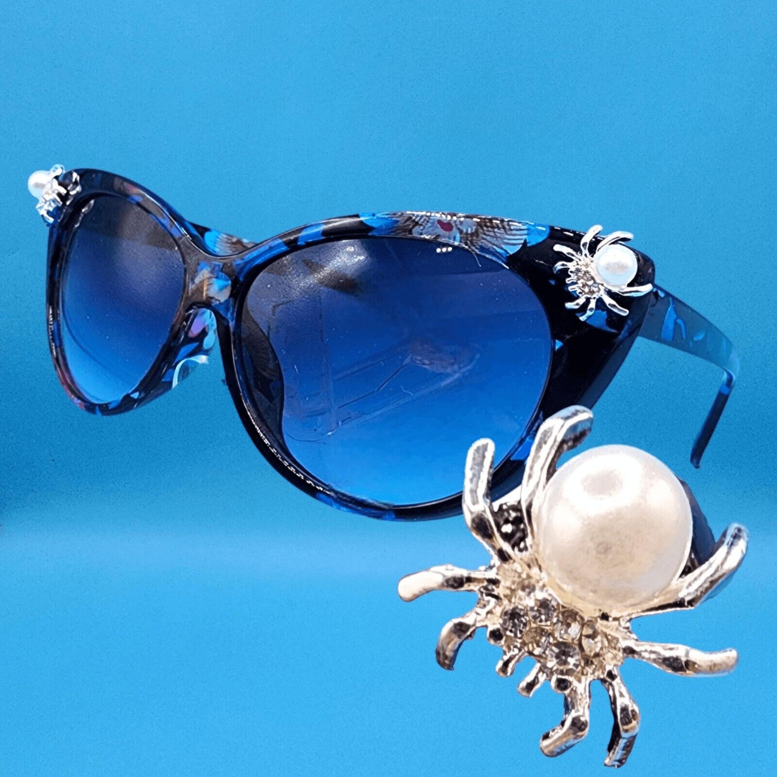 Retro Spider Cat Eye Blue Gradient Sunglasses Pearl 