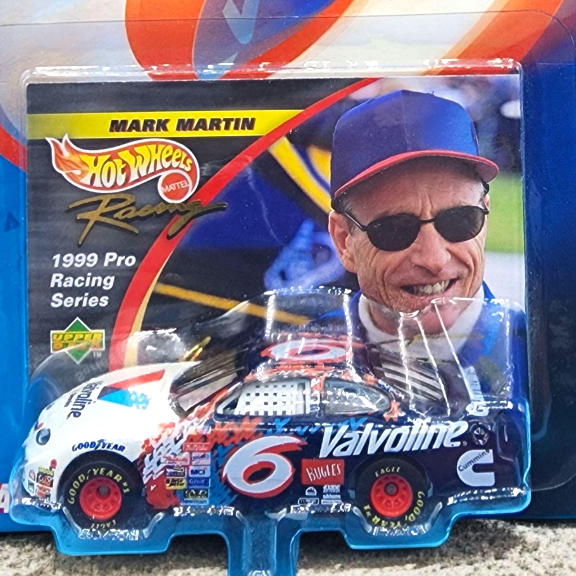Hot Wheels Pro Racing 1999 Mark Martin Valvoline #6 Nascar Series