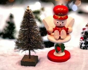 Set di 2 pezzi di albero di Natale e pupazzo di neve su sgabello con spazzola per bottiglie vintage