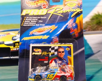 Hot Wheels Pro Racing Superspeedway 1997 Ted Musgrave #16 NASCAR