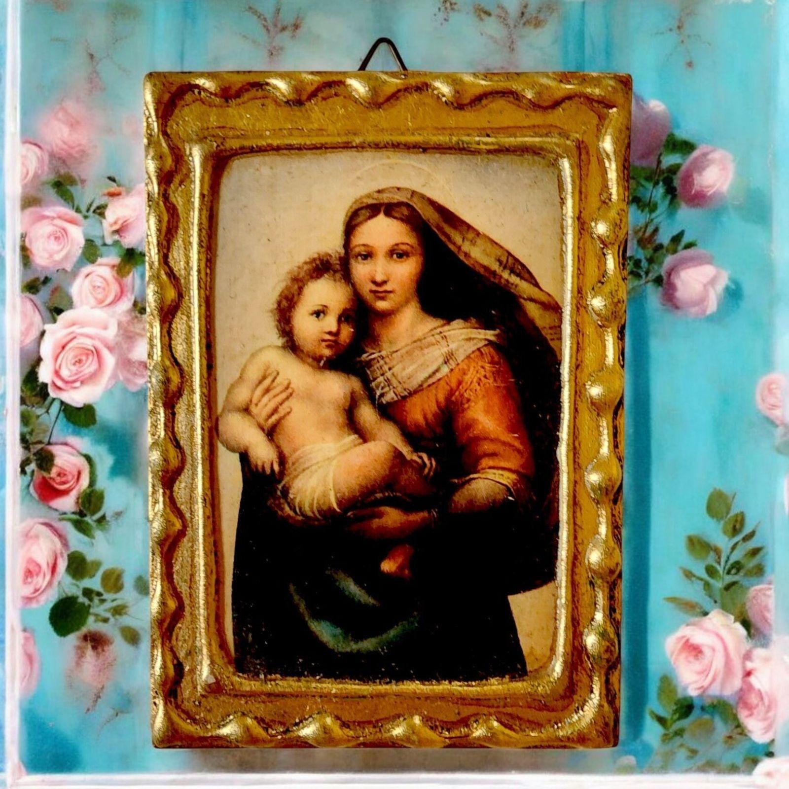 システィーナの聖母マリアの絵画 ラファエロ作 木版画 金色の