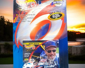 Hot Wheels Pro Racing 1999 Mark Martin Valvoline #6 Nascar Series