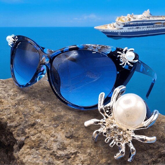 Retro Spider Cat Eye Blue Gradient Sunglasses Pearl  display picture 2