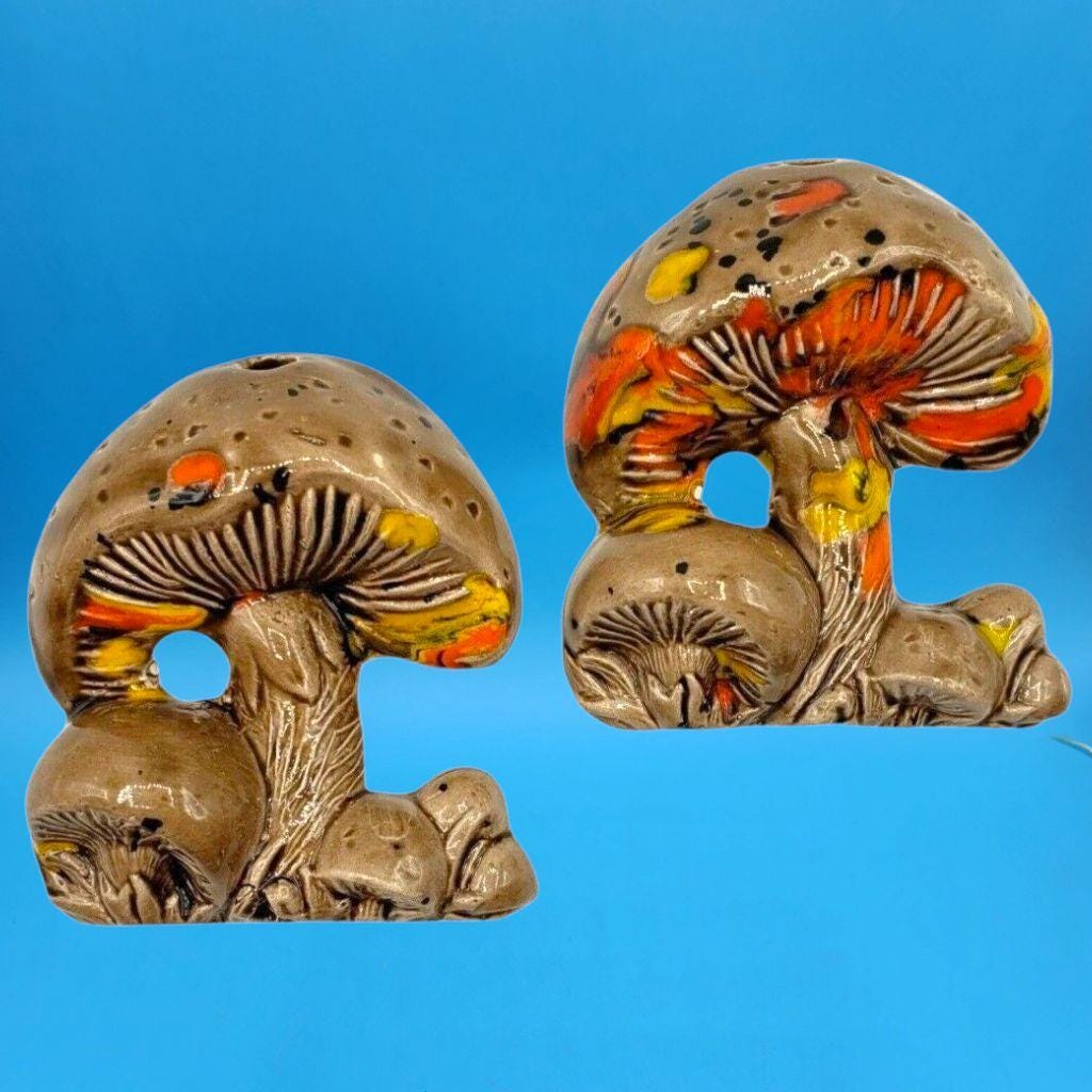 キノコの毒キノコ壁飾りファンキーアート2個セットセラミック手描き