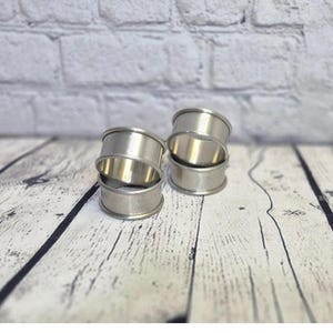 Vintage Set of 4 Pewter Napkin Rings