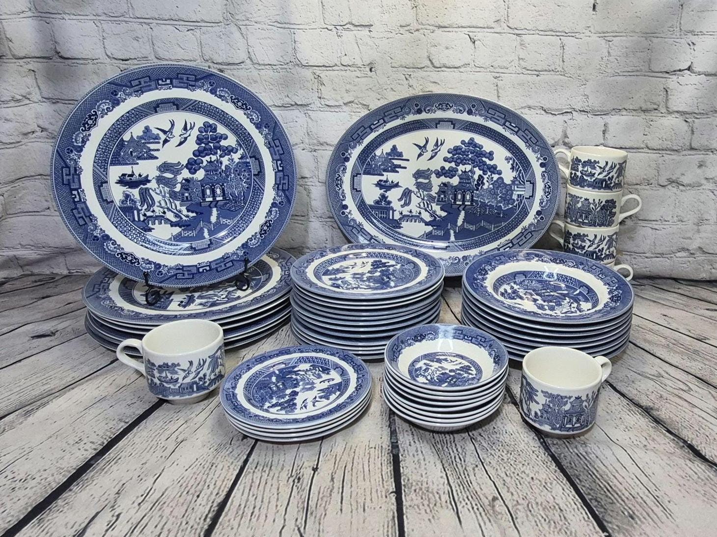Dinnerware Collection in Blue Willow Pattern, Made in England