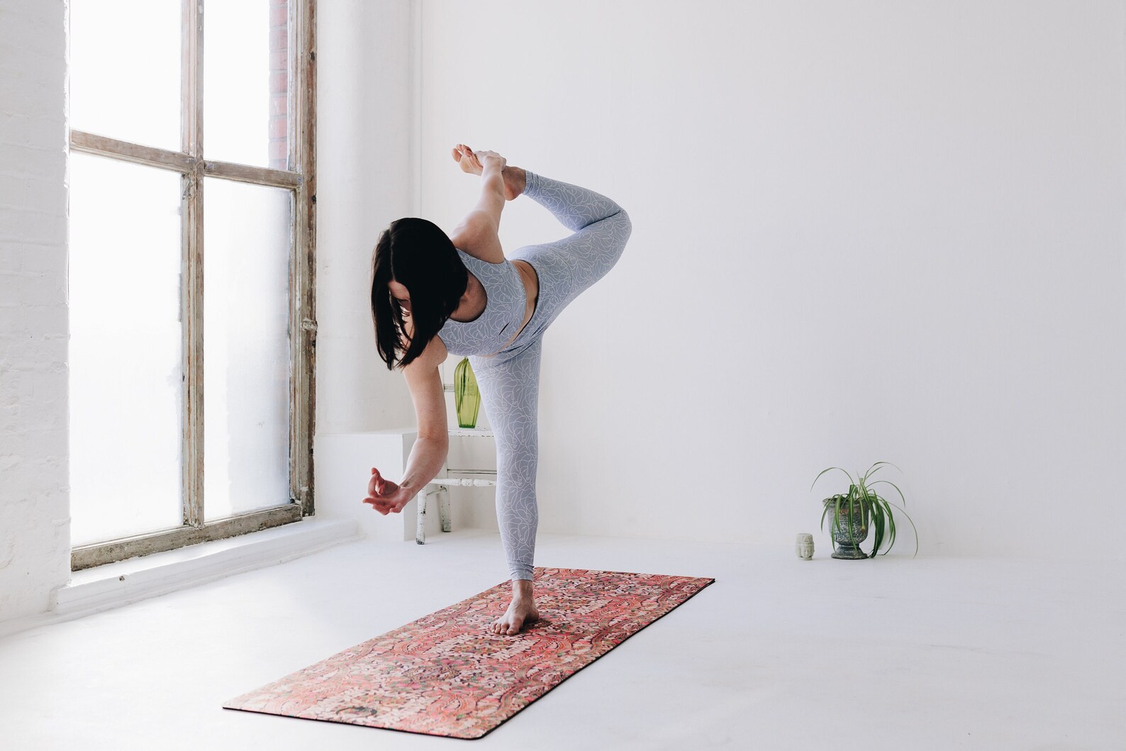 DAHLIA Extra Thick Plush Vegan Suede Natural Rubber Yoga Mat Pilates